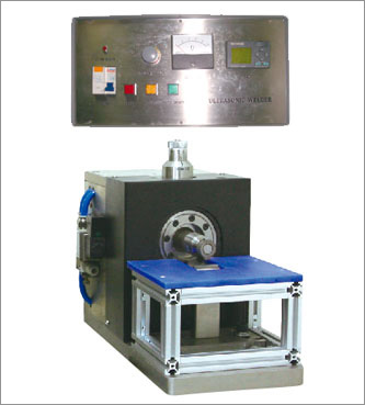 超音波焊接设备 适用于圆筒式和袋式电池的各种喷头